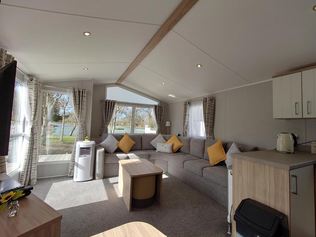 White Acre'S Holiday Park, 602 Sycamore Forest Saint Enoder ภายนอก รูปภาพ