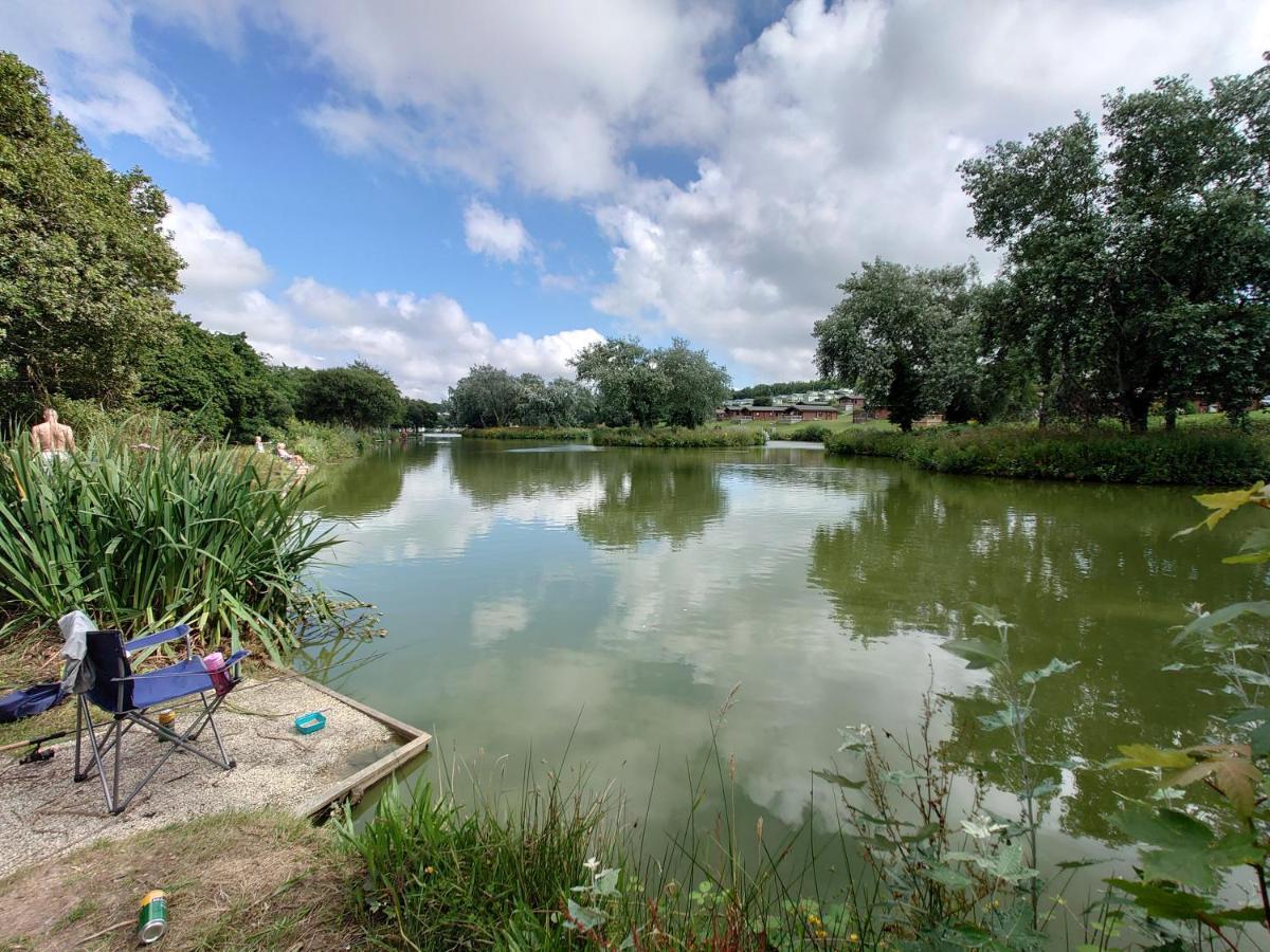 White Acre'S Holiday Park, 602 Sycamore Forest Saint Enoder ภายนอก รูปภาพ